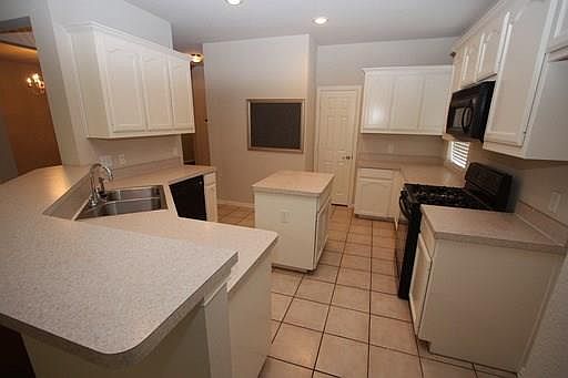 5th image of 11837 Cottontail Dr