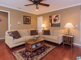 1924 Shades Cliff Ter APT C, Vestavia Hills, AL 35216