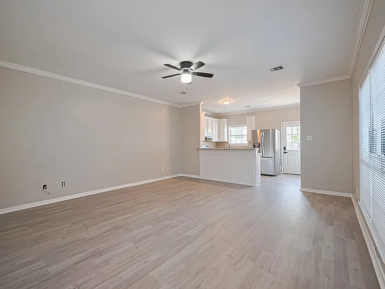 4320 Maggie St #B — Photo 8