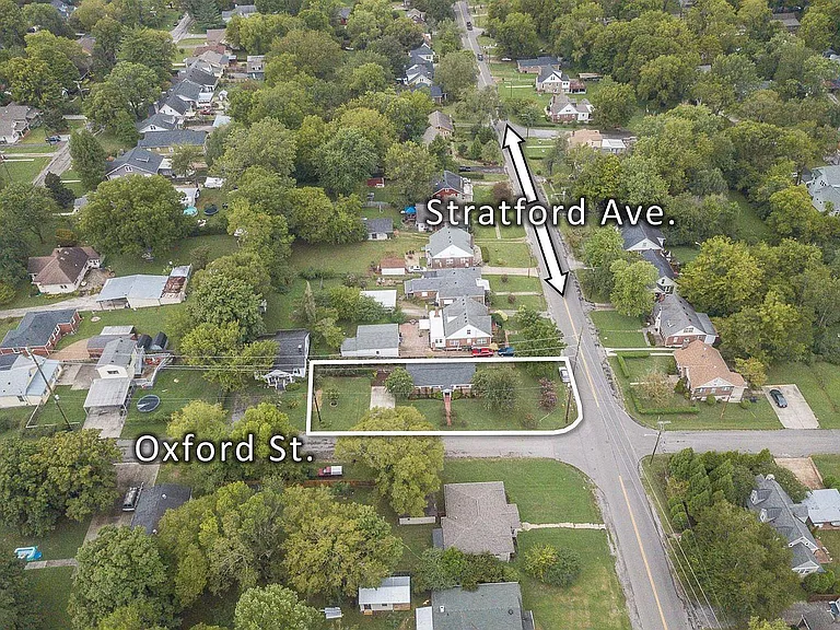3705 Oxford St — Photo 15