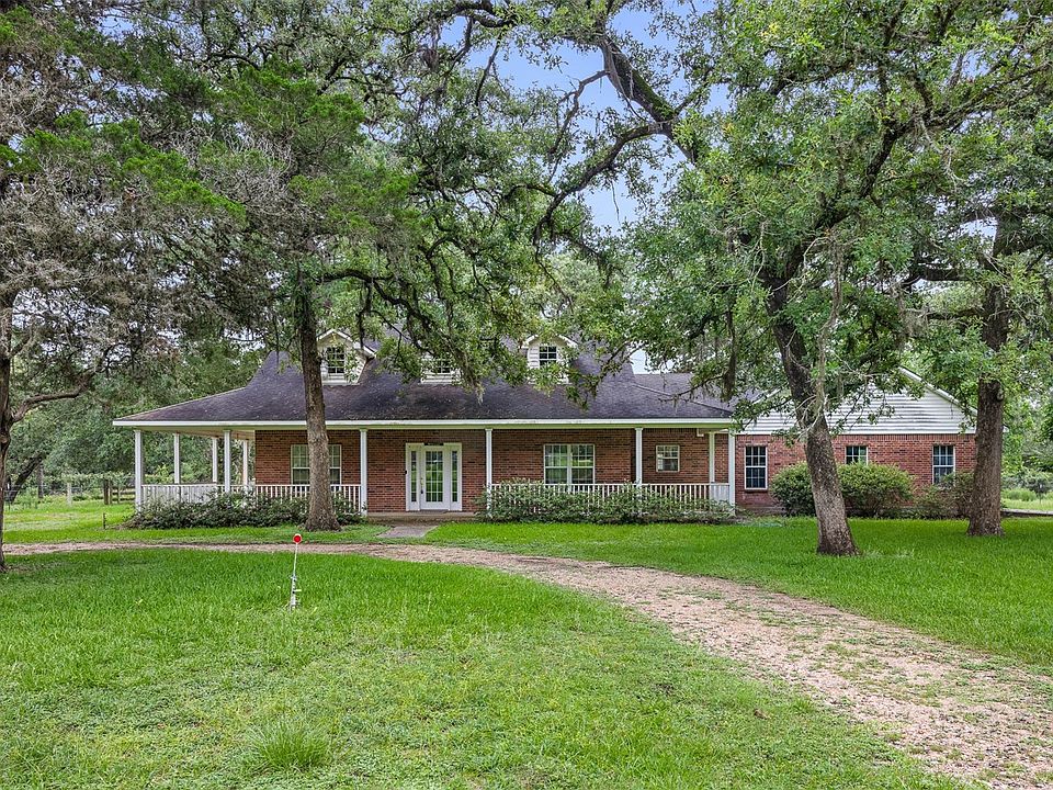 1st image of 1000 Reese Ln