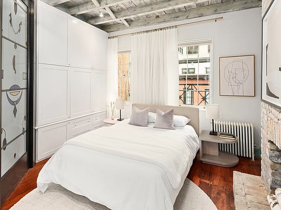 5th image of 49 King St APT 8