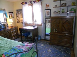 5 Tartan Ct, Andover, NJ 07821