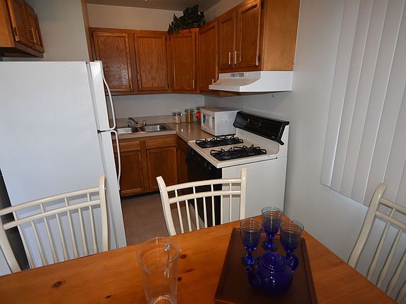 5th image of 2758 Ackley Ave #1842S