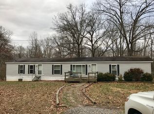 12501 N Two Mile Creek Ln, Mount Vernon, IL 62864