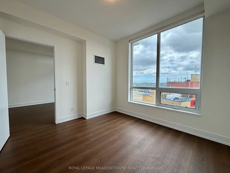 840 Queens Plate Dr #1601 — Photo 7