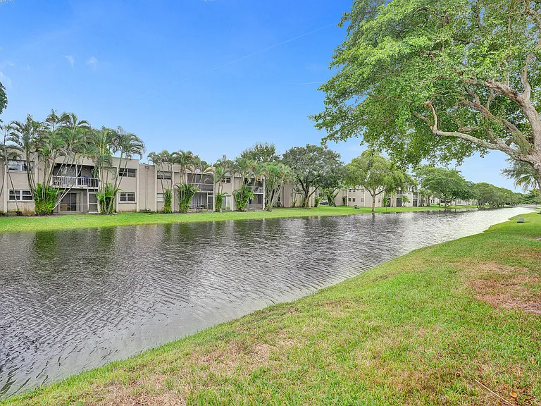 3747 E Valley Green Dr #76 — Photo 33