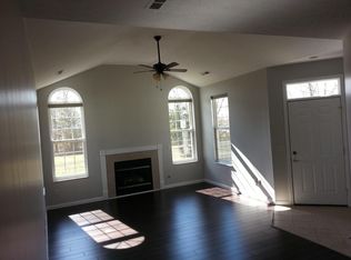 4672 Cobblestone Dr, Tipp City, OH