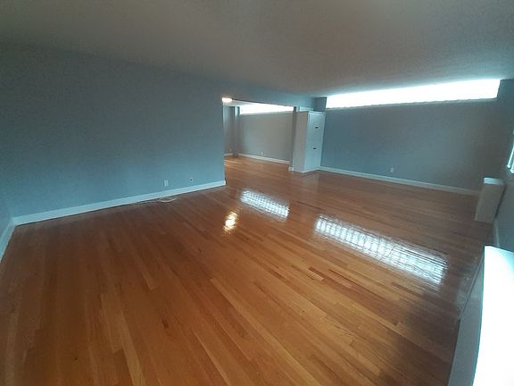 2nd image of 213 Medway St APT 5B