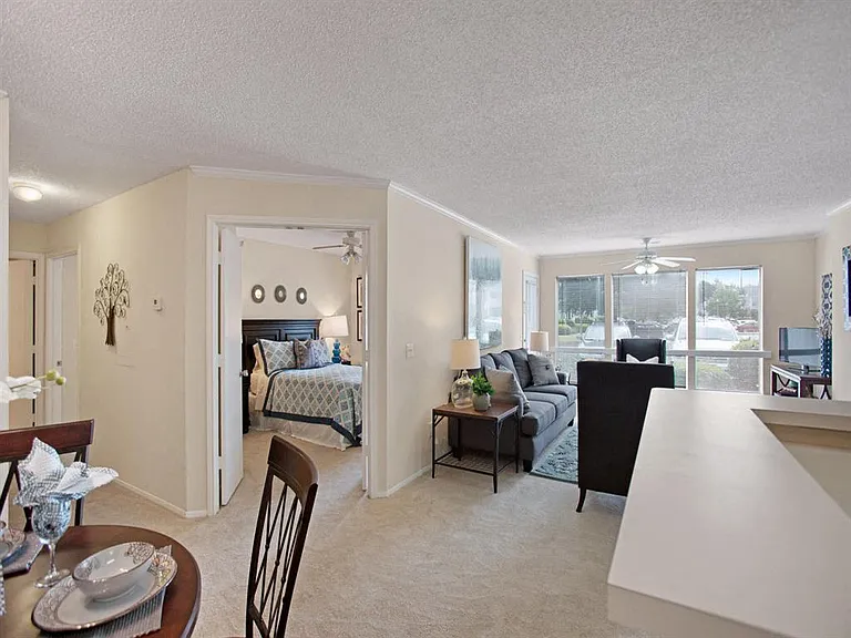 Rivermont Apartment Homes — Photo 21