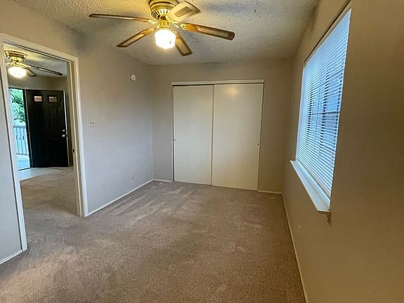 5th image of 299 Billie Dr APT 2