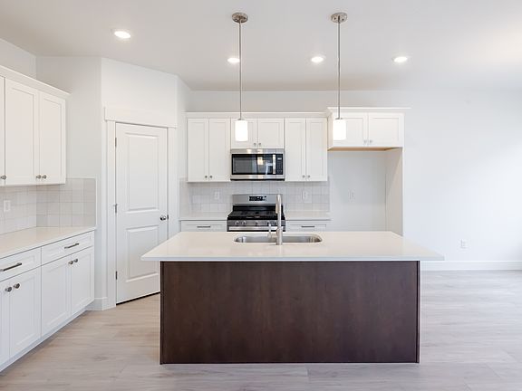 5th image of 1506 W Banner Dr #824