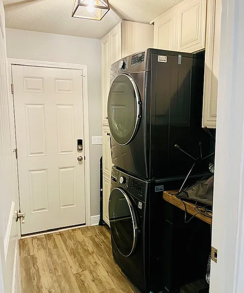 3172 Hickory St — Photo 37