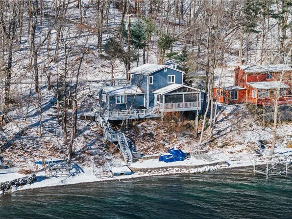 7745 E Bluff Dr, Penn Yan, NY 14527