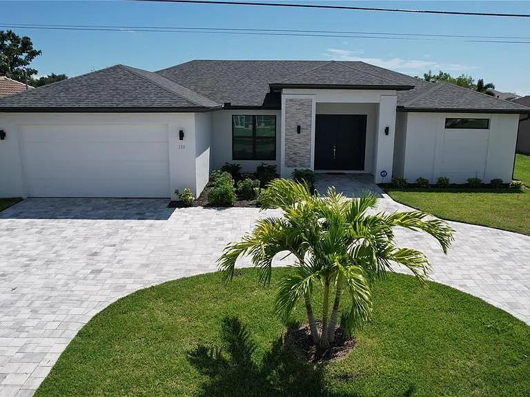 136 Kamal Parkway Cpe — Photo 1