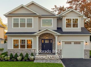 11 Eldorado Blvd, Plainview, NY 11803
