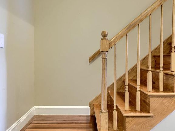 5th image of 65 Sunrise Ln