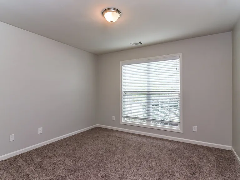 833 Creek Bottom Rd — Photo 8