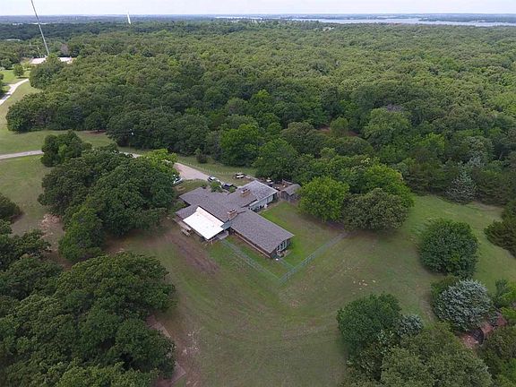 5th image of 423 S Oak Knoll Ct