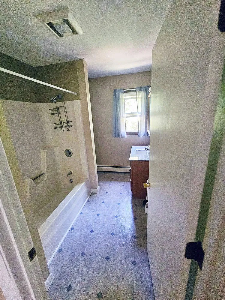 2 bed, $1,750 — Photo 4