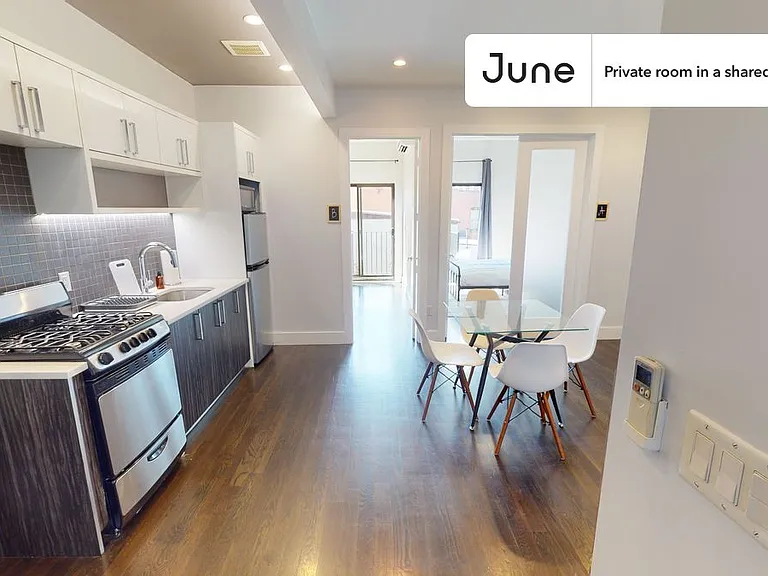 444 Franklin Ave #A — Photo 6