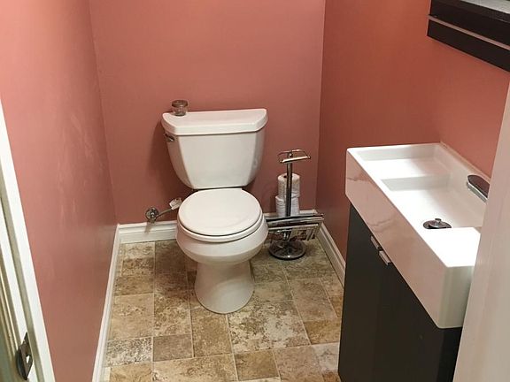 3rd image of 1410 E Fir St APT C