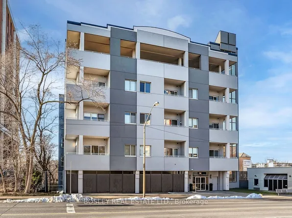 600 Eglinton Ave E #110, Toronto, ON M4P 1P3