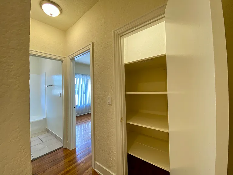 351 N Ogden Dr #7 — Photo 11