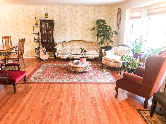 5th image of 1477 N Franklin Ct