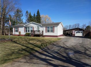 9821 Round Barn Rd, Holland Patent, NY 13354