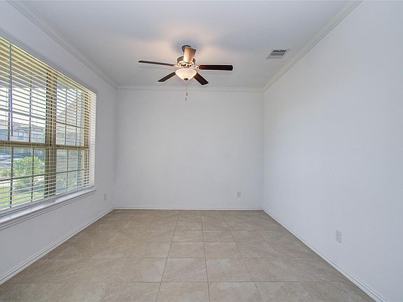 4th image of 1706 Country Air Ln