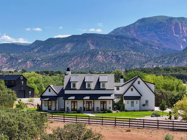 2439 E 1500 S, New Harmony, UT 84757