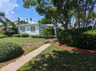 1735 Wiley St, Hollywood, FL 33020