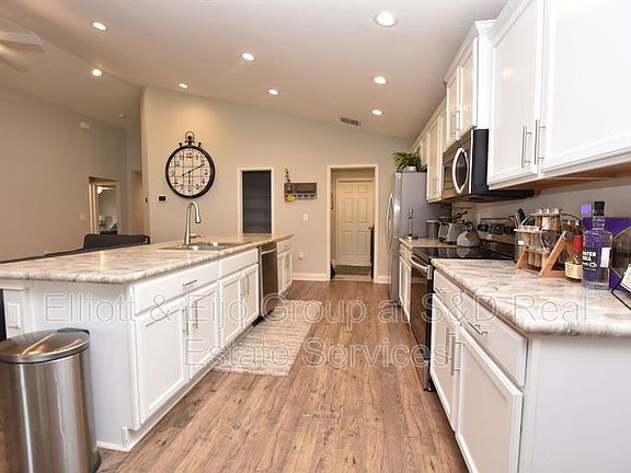 5th image of 139 Eloise Oaks Dr