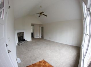 508 Brooksdale Dr, Woodstock, GA 30189