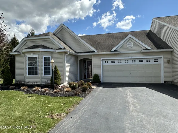 12 Mayfield Court, Queensbury, NY 12804