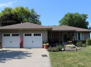 556 Pleasant St, Carson, IA 51525