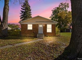 27138 Alger Blvd, Madison Heights, MI