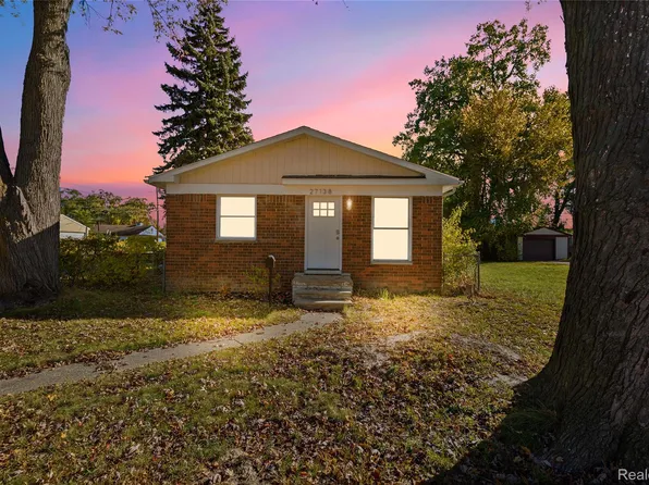 27138 Alger Blvd, Madison Heights, MI 48071