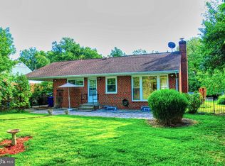 9811 Parkwood Dr, Bethesda, MD 20814