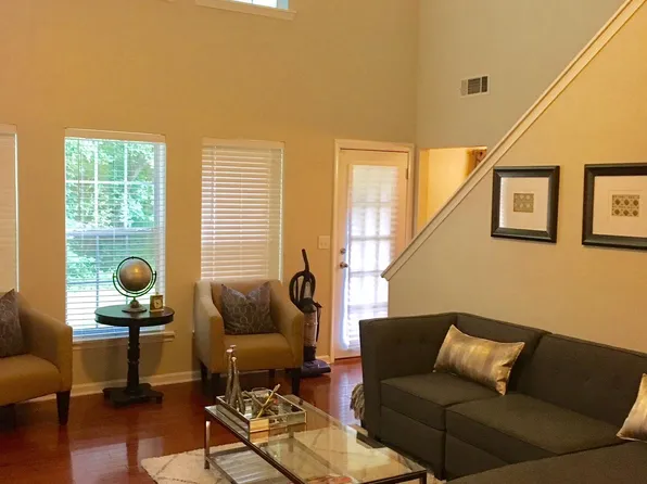 1380 Gates Cir SE, Atlanta, GA 30316