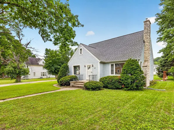 403 N Main St, Deerfield, WI 53531