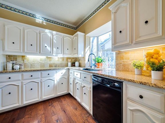 3rd image of 6801 Clear Springs Cir