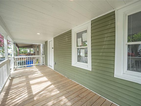 5th image of 3308 Lyons Ave