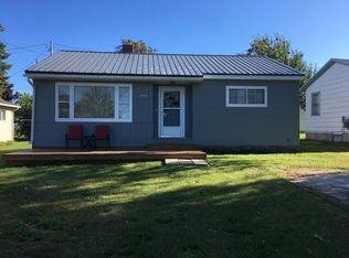 264 E Elliott St, Saint Ignace, MI 49781