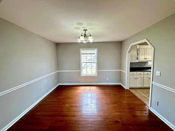 4th image of 3901 High Meadow Dr