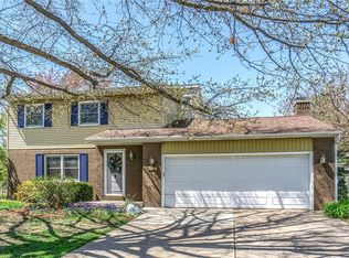 3030 Coleridge Dr, Erie, PA