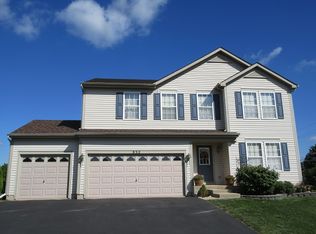 832 Doral Dr, Marengo, IL 60152