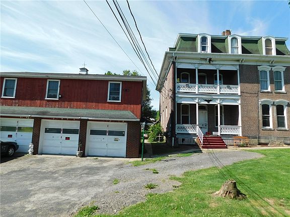 4th image of 367 Morgantown St