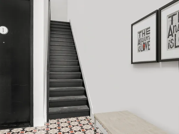 935 Lafayette Avenue image 11 of 13